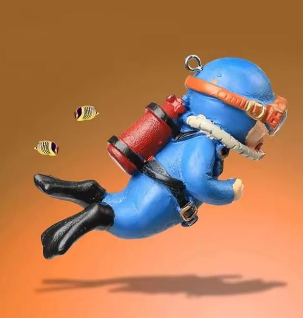 Cute Diving Fish Tank Decorative Ornaments  (Assorted Pack of 2)